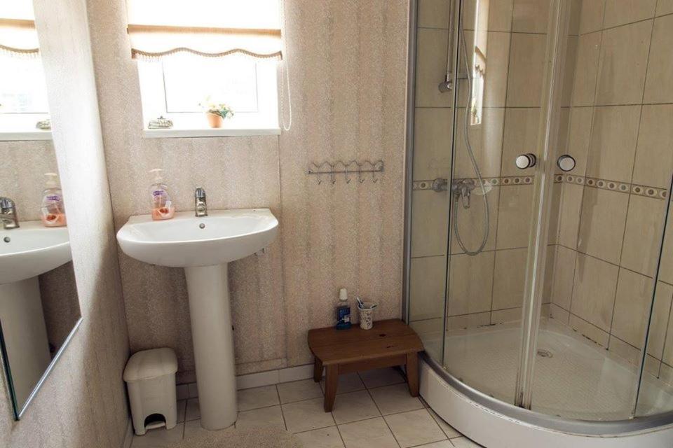 Vahe Guest House Пылтсамаа Экстерьер фото